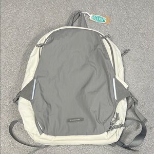 BAGSMART Gray and Cream Men's Backpack
